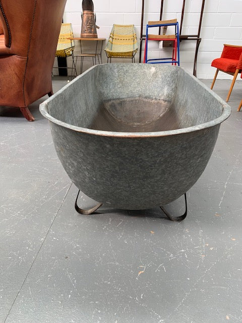 1940s   European Galvanised Bathtub #5841 Byron