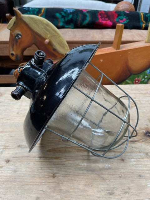 Vintage Czech "Black Cap"  Light  #5938  Byron
