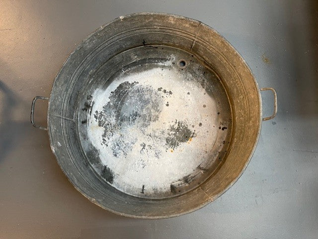 Vintage  European Galvanized Wash Tub #5965  Byron