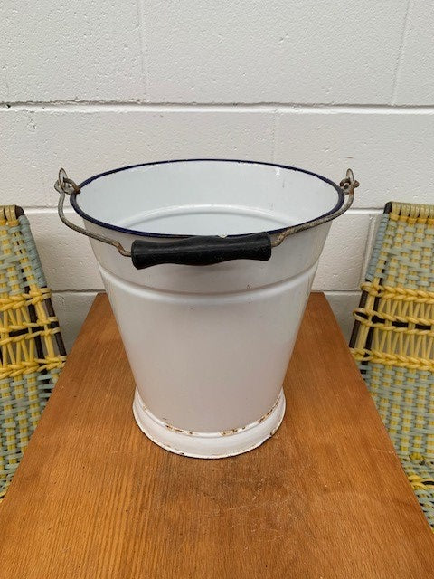 Vintage Hungarian  Enamel Water Bucket  #5301 Byron