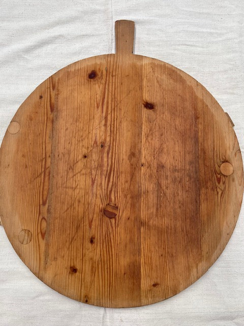 Vintage French Round  Bread Board #6706  Byron