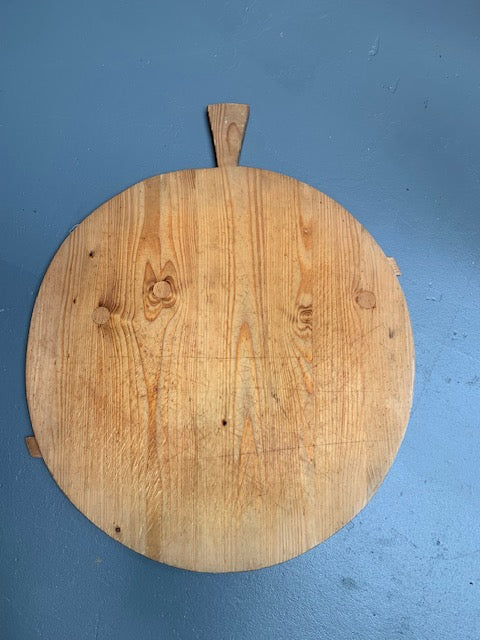 Vintage French Round  Bread Board #5582  Byron