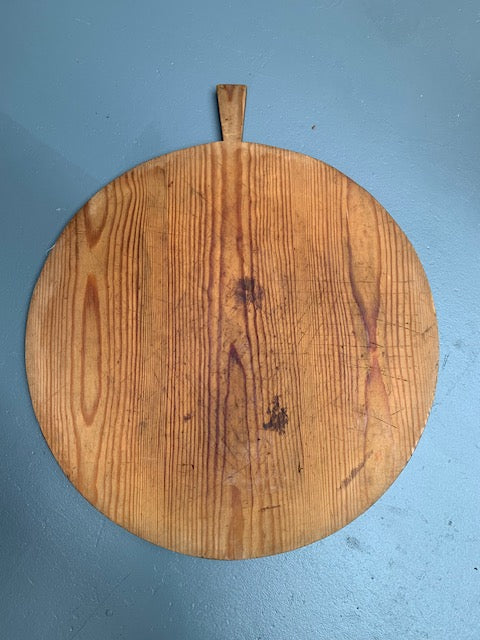 Vintage French Round  Bread Board #5582  Byron