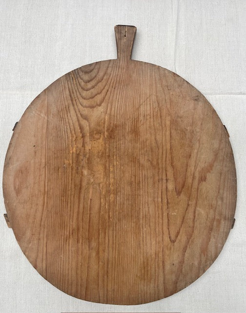 Vintage French Round  Bread Board #6702  Byron