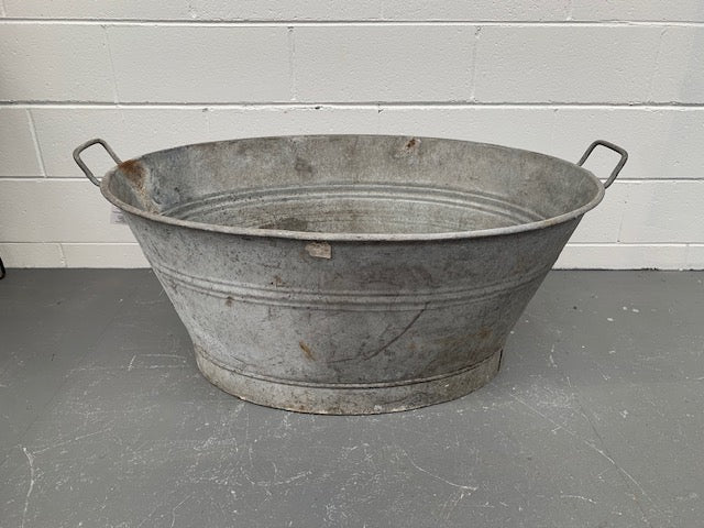 Vintage  European Galvanized Wash Tub #5548  Byron