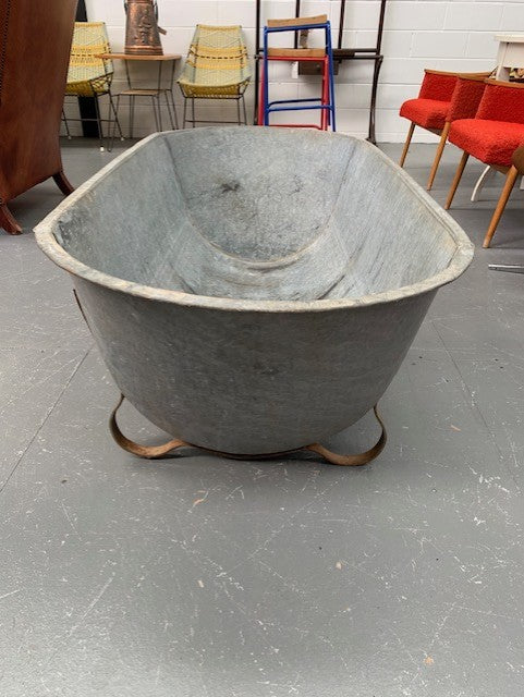 1940s   European Galvanised Bathtub #5842 Byron