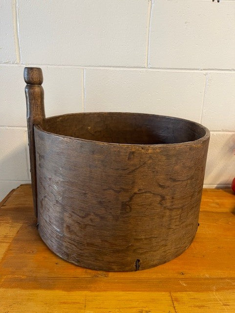 Vintage  European Wooden Veggie Bowl with Handle  #6485  Byron