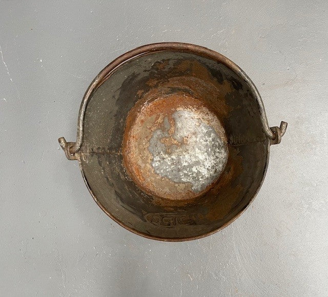 Metal Bucket    #6001  Byron