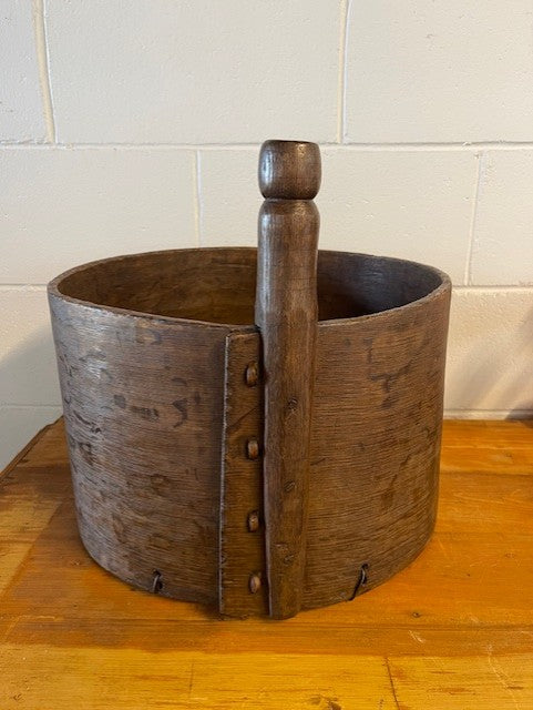 Vintage  European Wooden Veggie Bowl with Handle  #6485  Byron