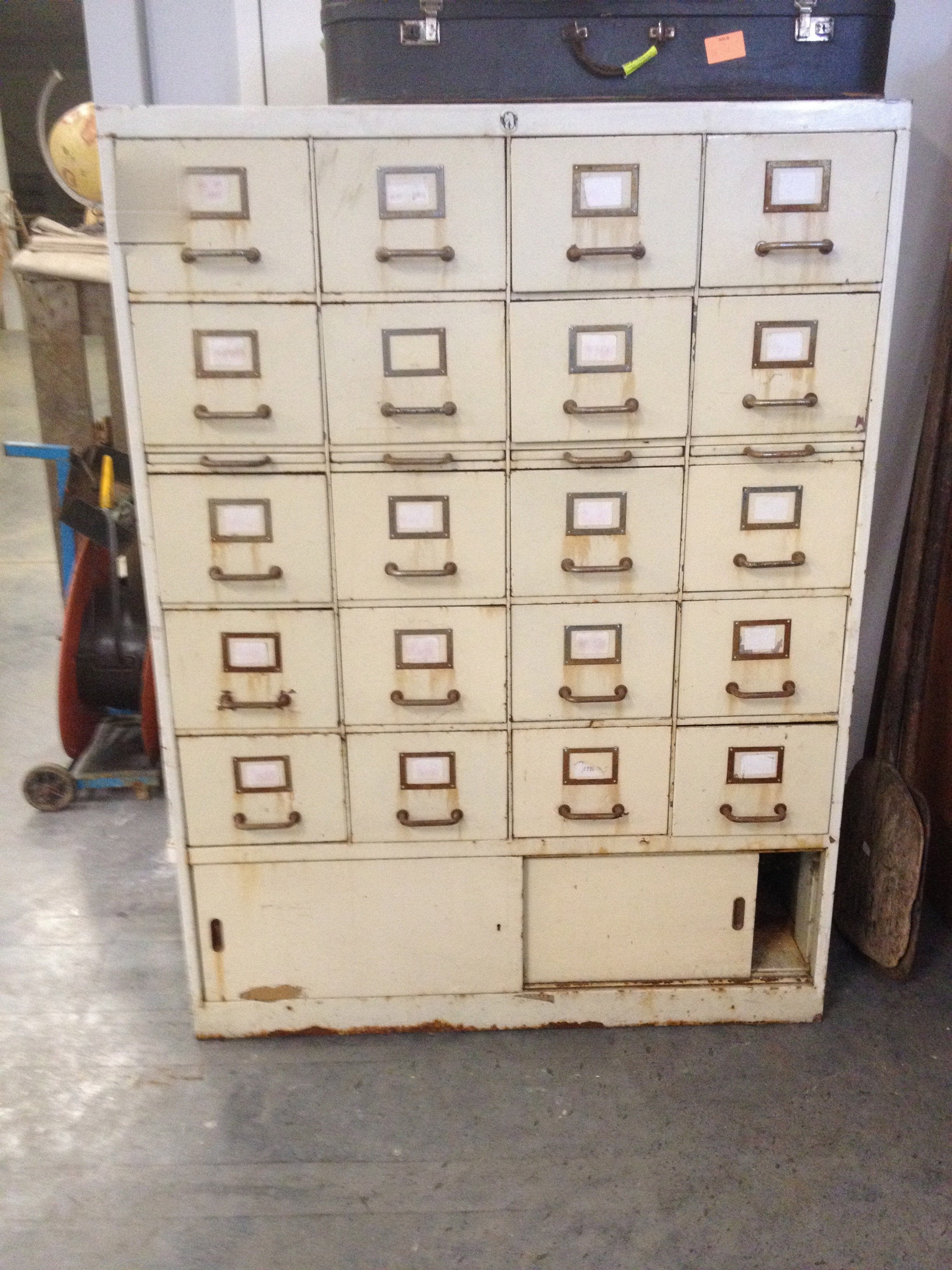Vintage industrial French 40s metal bank of drawers #1071