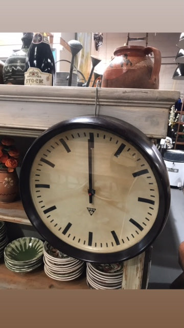 Vintage Czech Bakelite Station Clocks  #3131 (2)