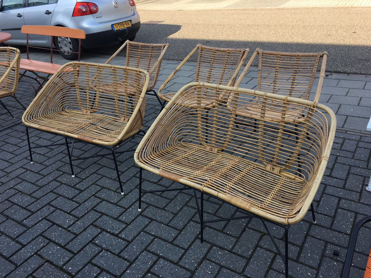 Vintage industrial Mid Century Danish Basket chair #2039 Byron Warehouse