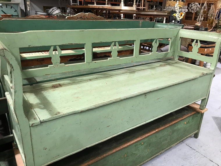 Vintage Hungarian kitchen box bench seat  #2096 in byron