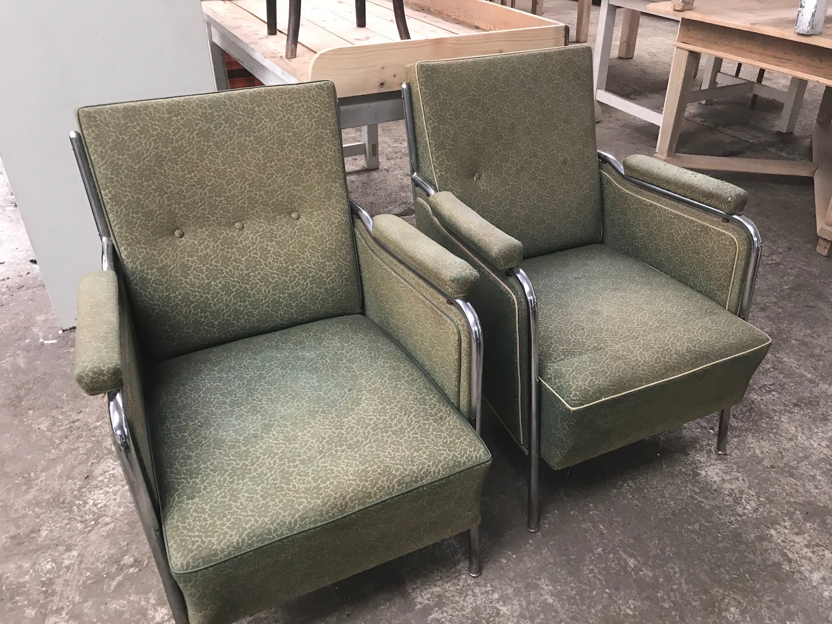 Vintage industrial Czech Halabala club arm chair set #2125 green