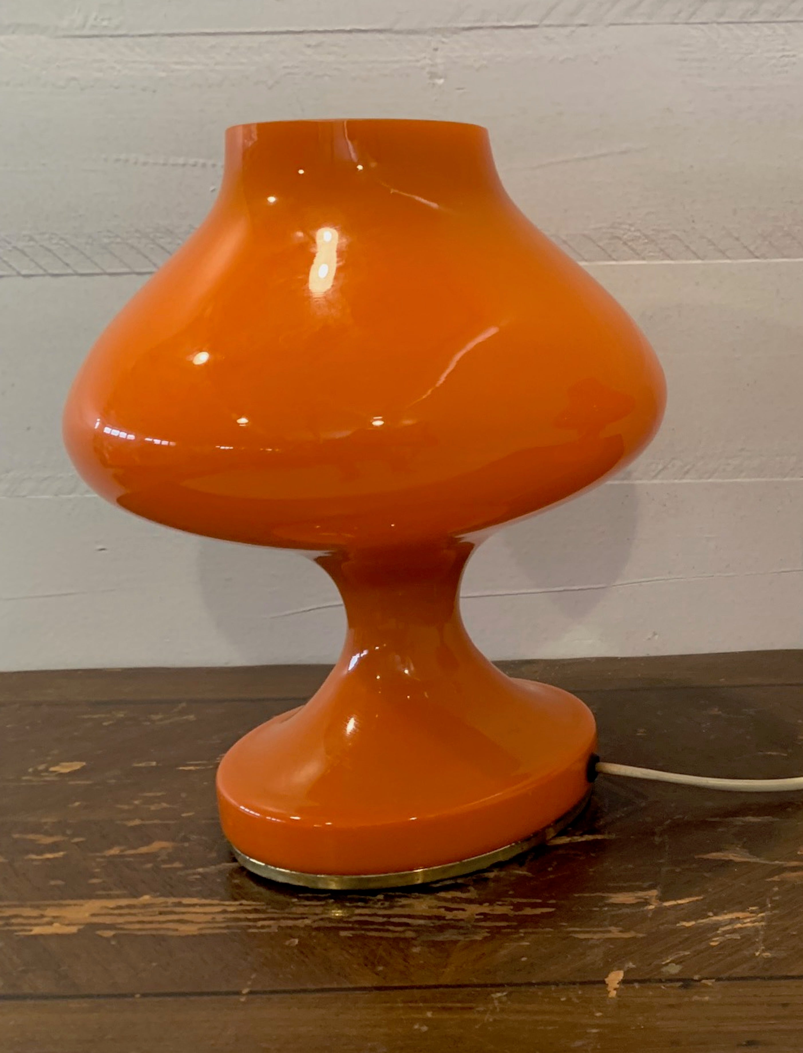 Mid Century  Stepan Tapery  Opaline Glass  Table  Lamp  #3844a  Byron