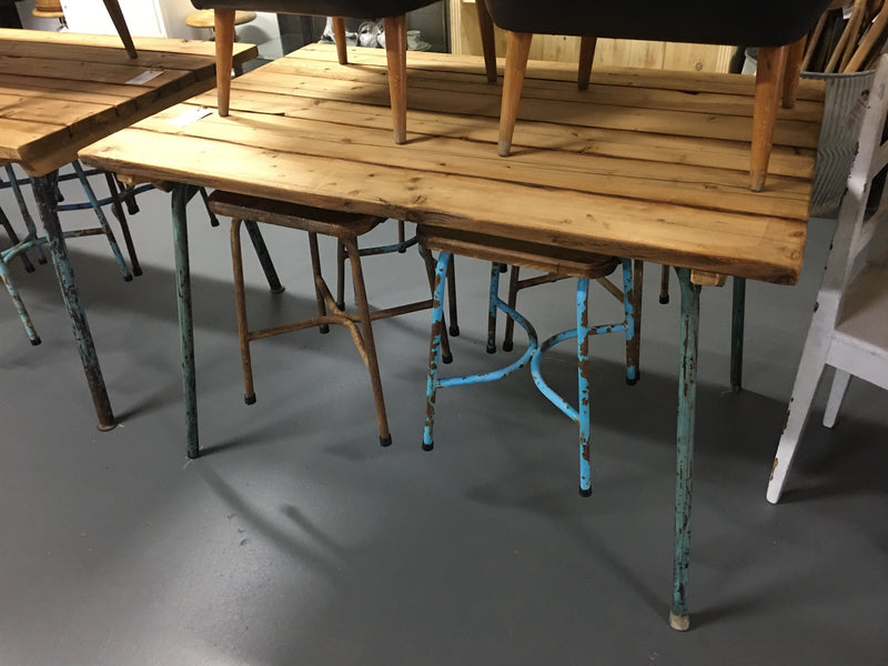 Vintage industrial Ukraine military canteen table #2628 4 seat