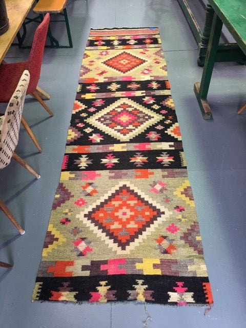 Vintage European Gypsy Carpet  #B3279 Byron Warehouse