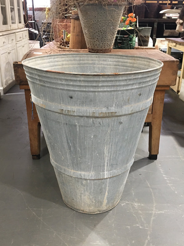 Vintage  Turkish Galvanised Olive  Bin #3747E Byron