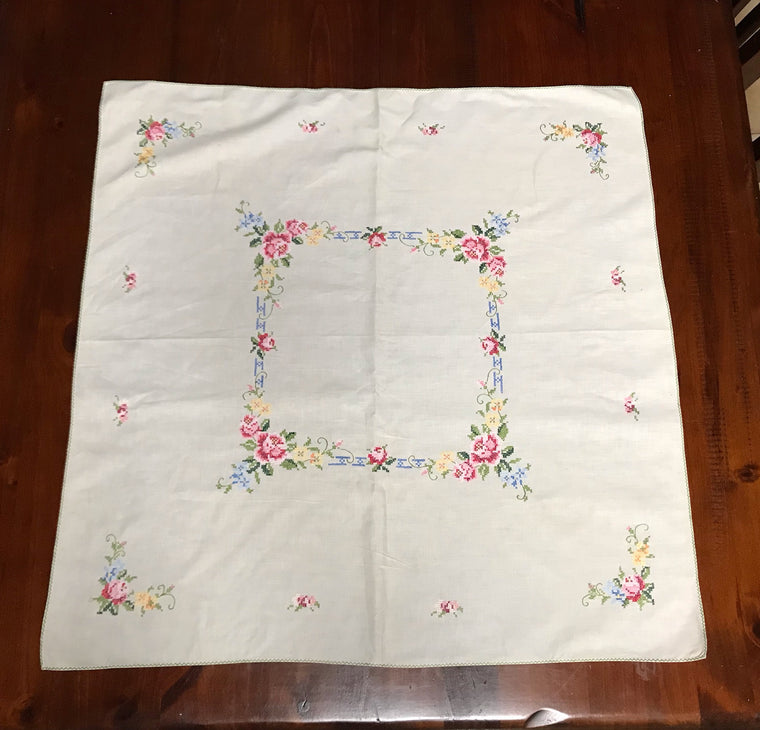Vintage  Embroidered Table Cloth  #TB15  FREE AUS POSTAGE