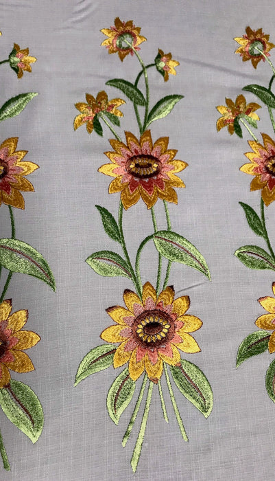 Vintage  Embroidered Table Cloth  #TB18  FREE AUS POSTAGE