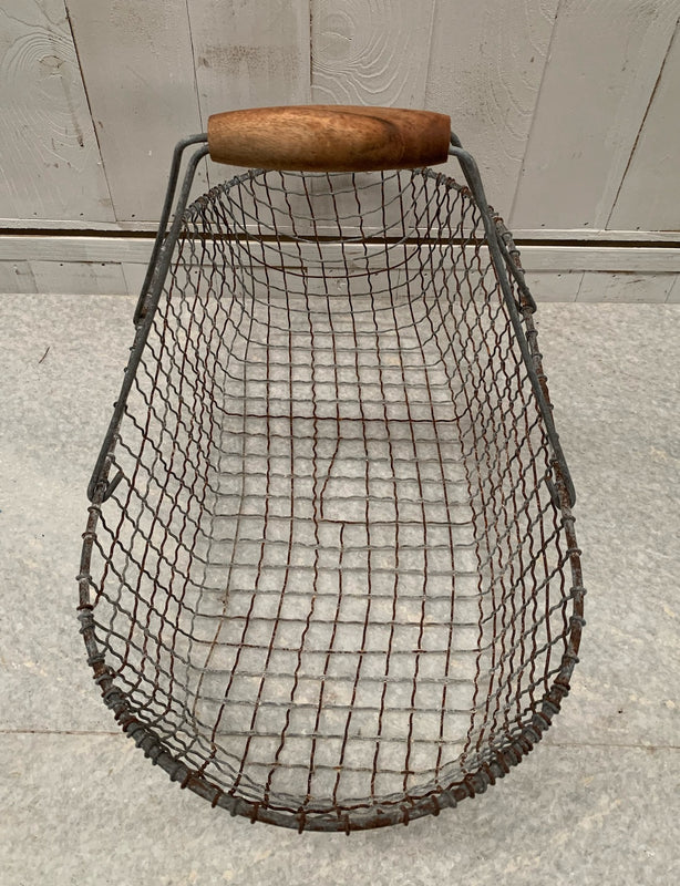 Vintage European Egg Baskets #4815