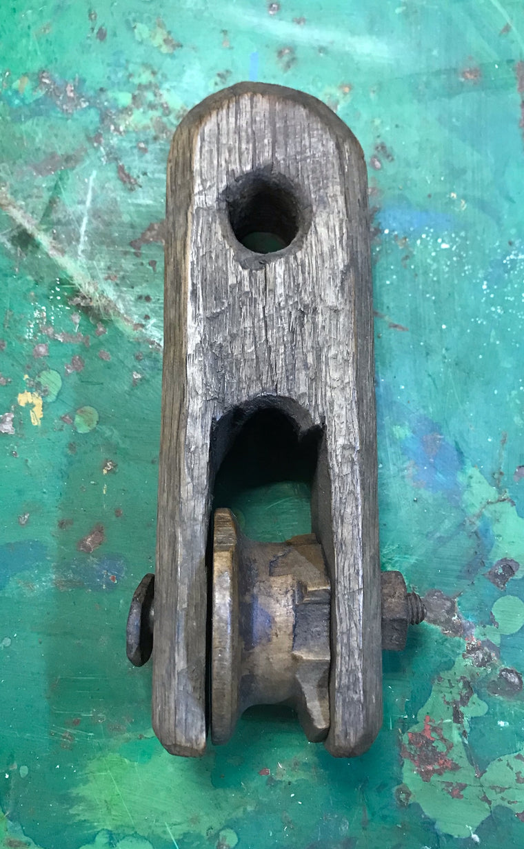 Vintage  Wooden Pulley #3920a