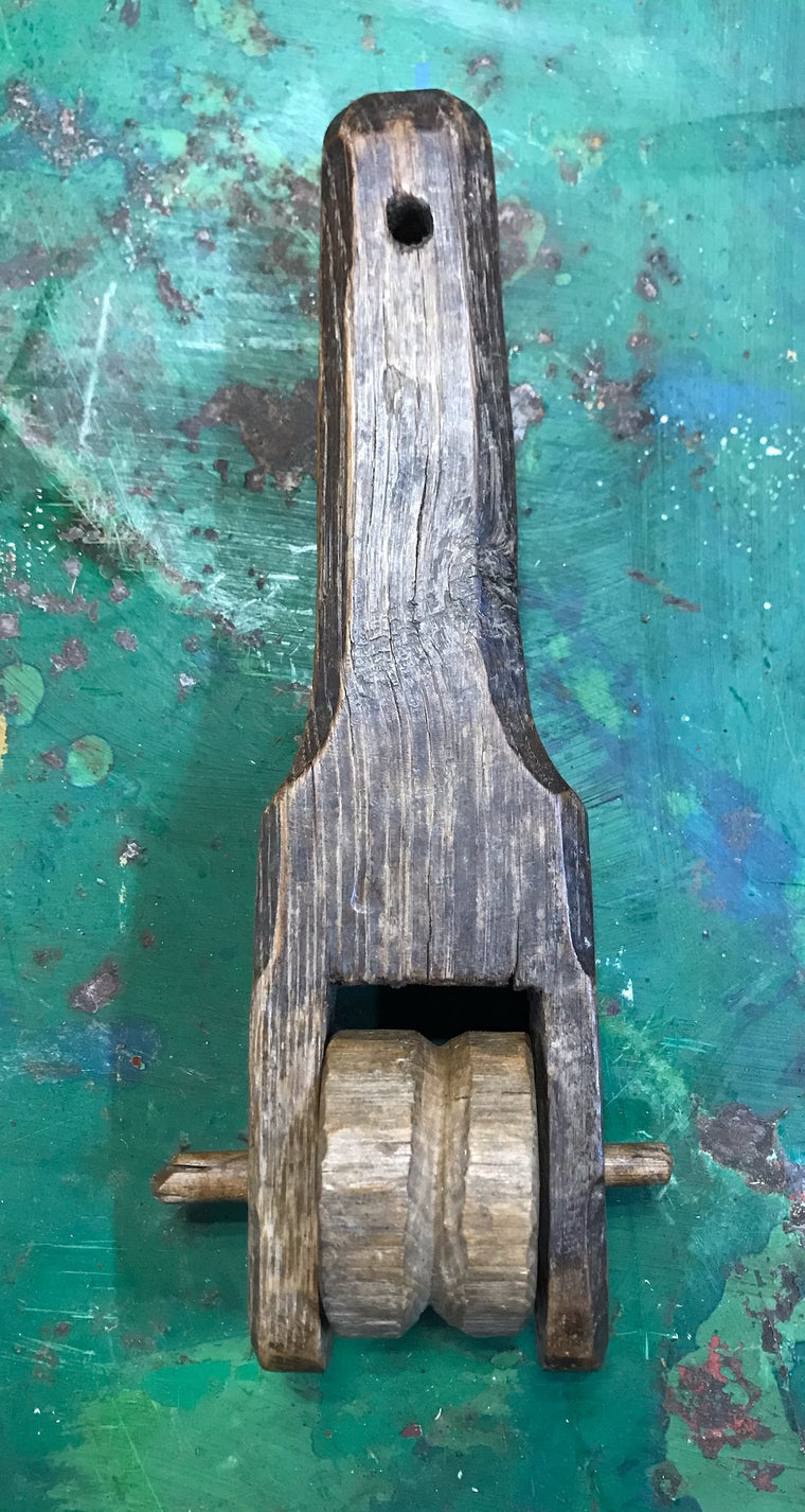 Vintage  Wooden Pulley #3920b