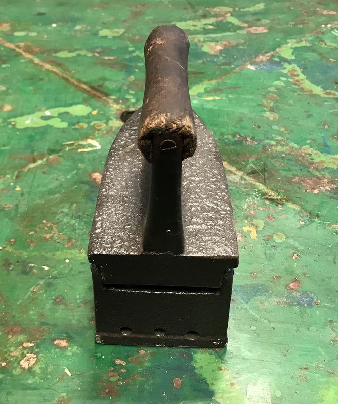 Vintage  Cast- Iron Iron  #3921b