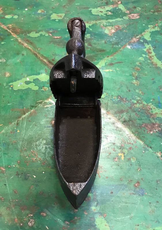 Vintage  Cast- Iron Iron  #3921b