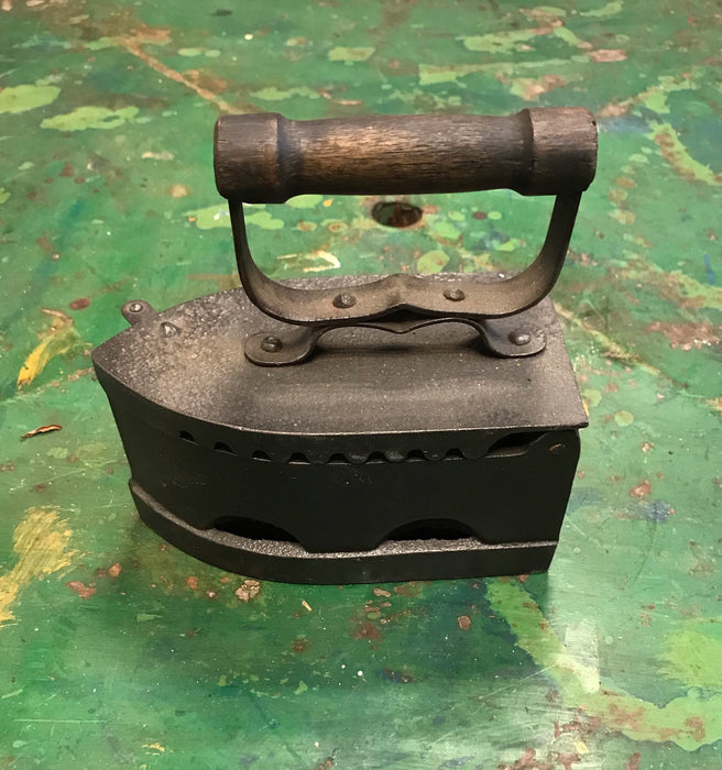 Vintage  Cast- Iron Iron  #3921d