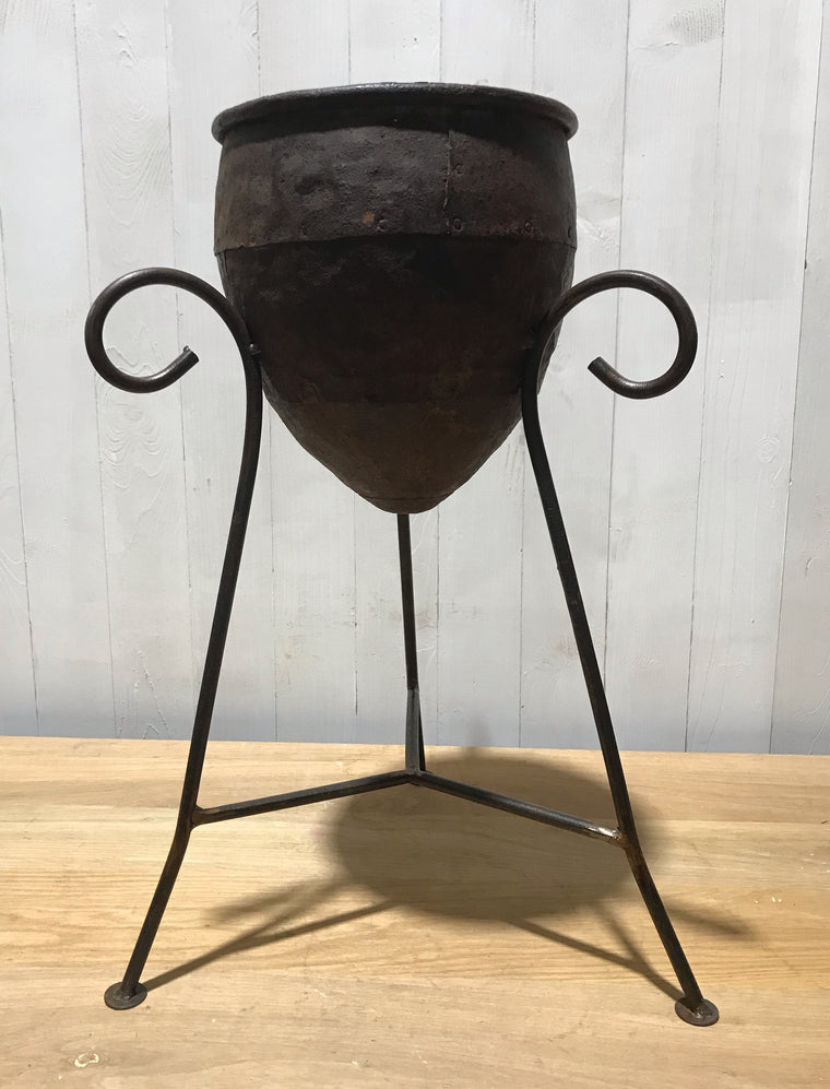 Vintage Metal Plant Planter  #3942b