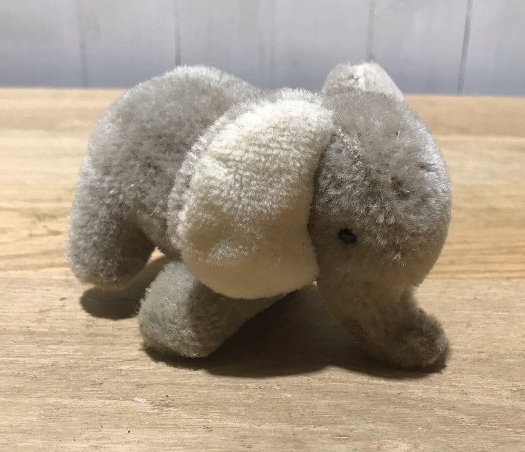 Vintage German Steiff Tiny Elephant  #s22