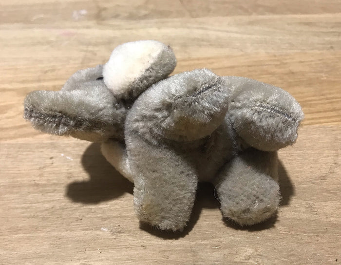 Vintage German Steiff Tiny Elephant  #s22