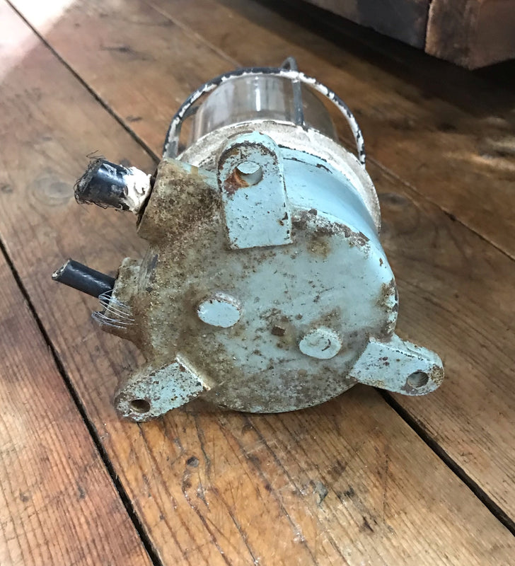 Small Vintage Ship Light #3972