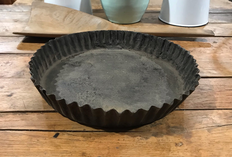 Rustic  European Metal Baking Dish / Mould  #4035