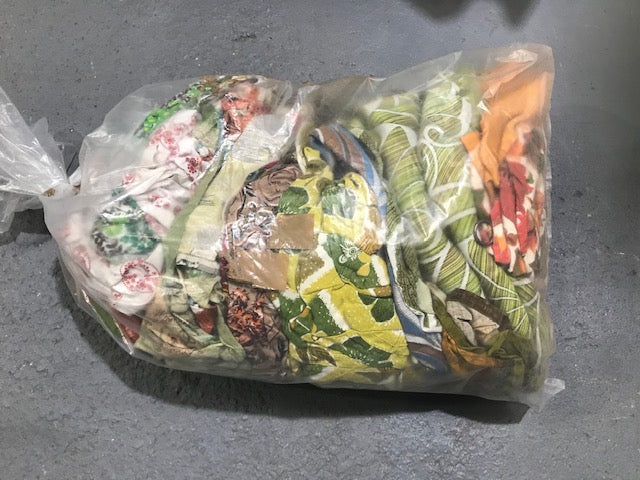 15Kg Bag of Vintage Curtains  #3122 (3)