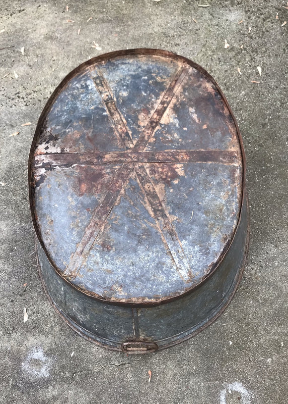 Vintage  European Rustic Metal  Wash Tub  #4100