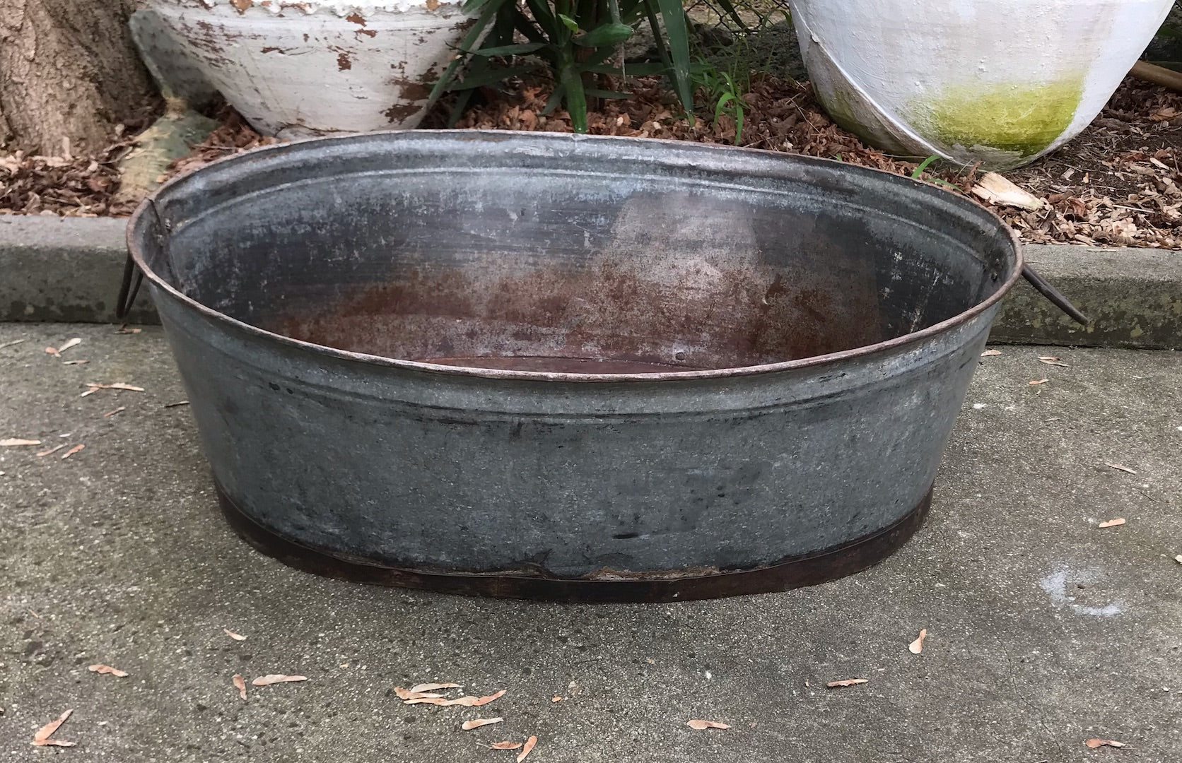 Vintage  European Rustic Metal  Wash Tub  #4103