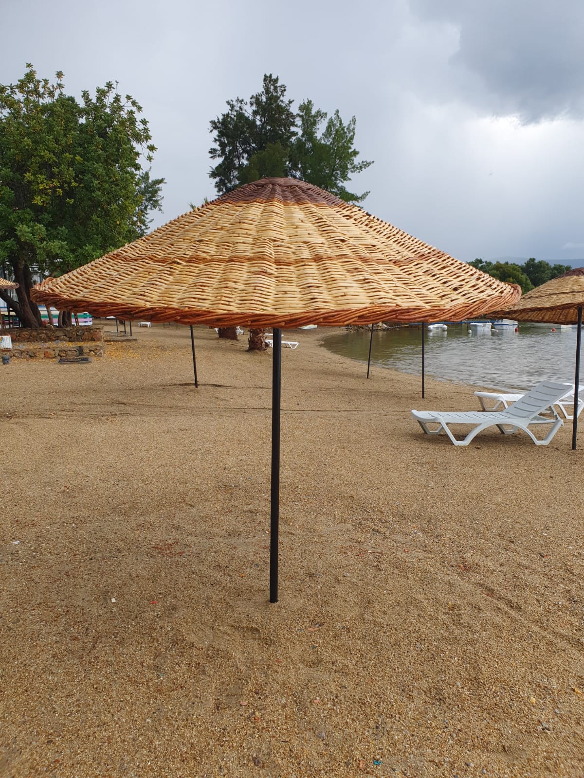 Vintage French Beach Umbrella  #3337 Byron