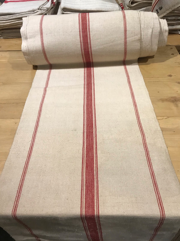 Vintage  Linen Roll 1940s  #3430  (Read Information About This Item)