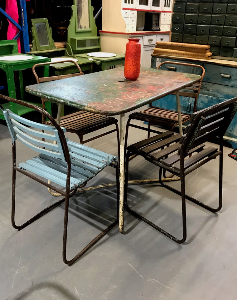 Vintage Metal Garden  Table  #3439/ 1