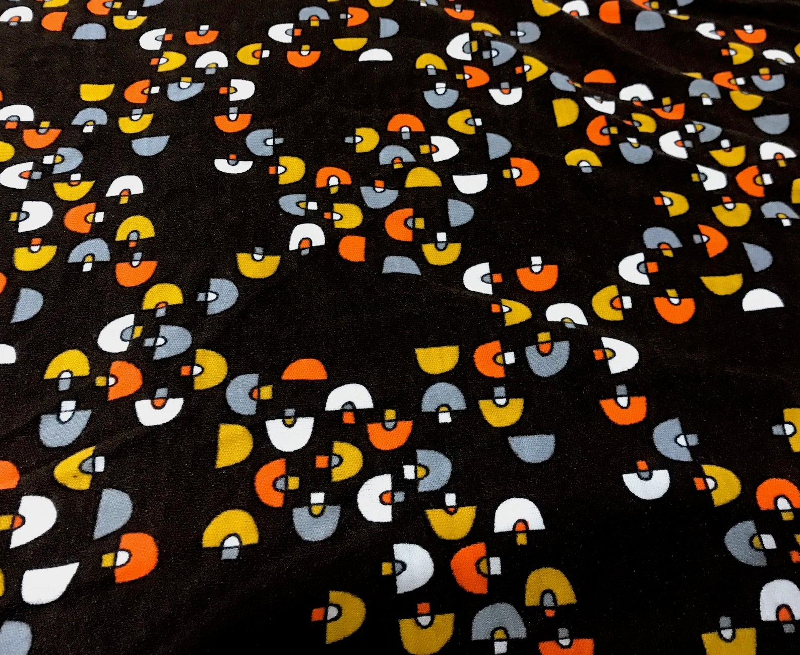 Vintage -Retro "Old-New" Fabric   #F254