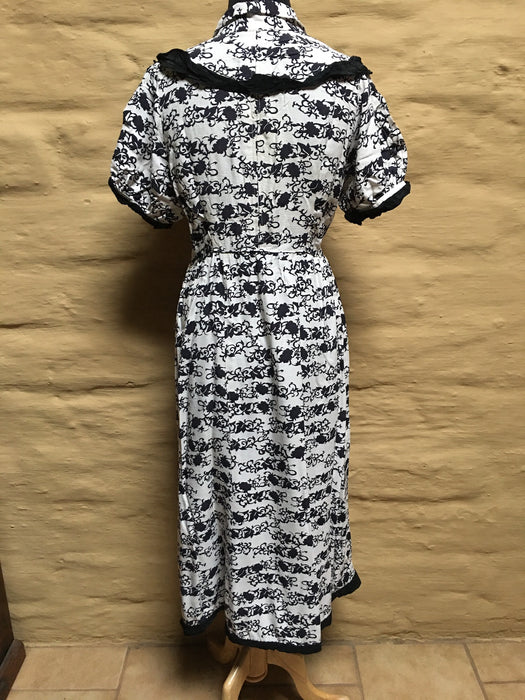 Vintage 40s Dress  #C073  NQR  FREE AUS POSTAGE