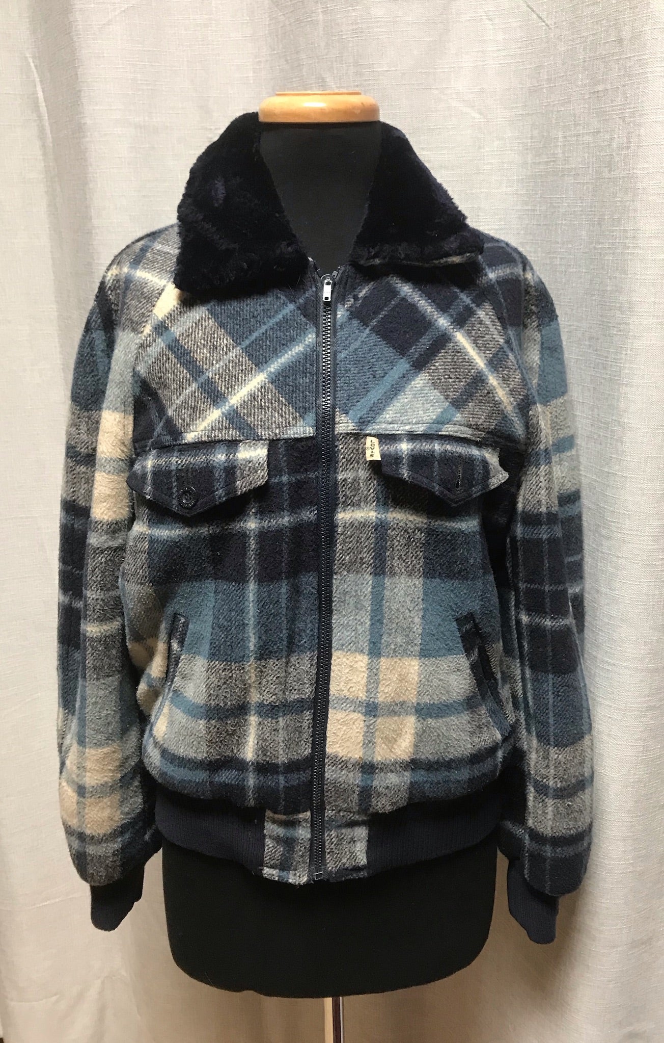 Vintage Levis Short Lumber Jacket #C180