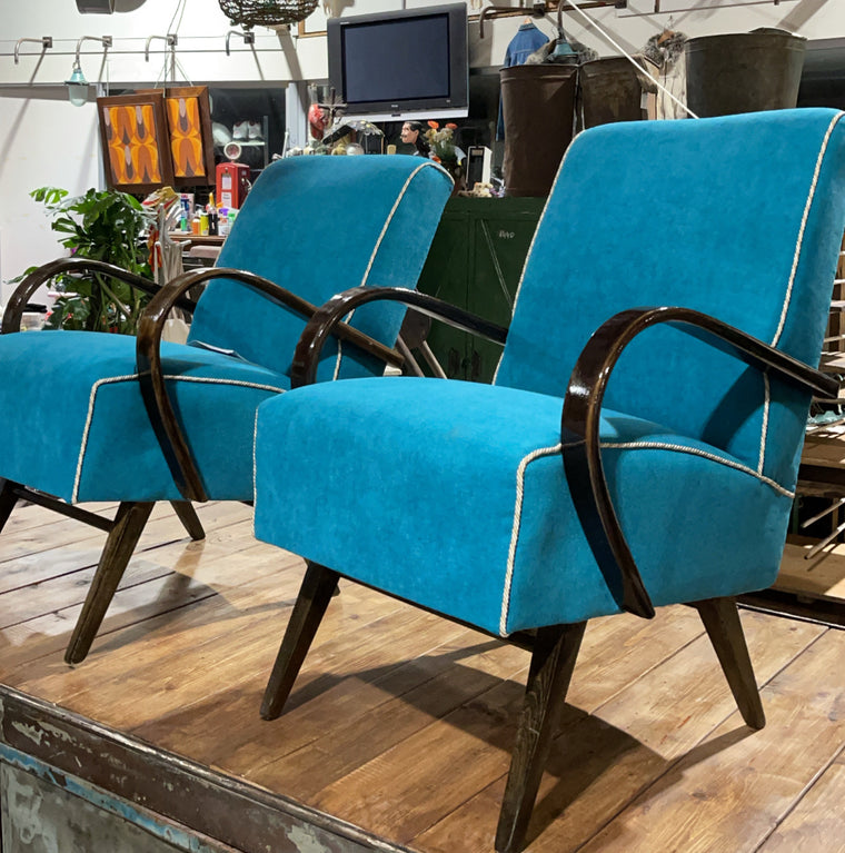 Vintage industrial Czech Jindrich Halabala club chair   #3476