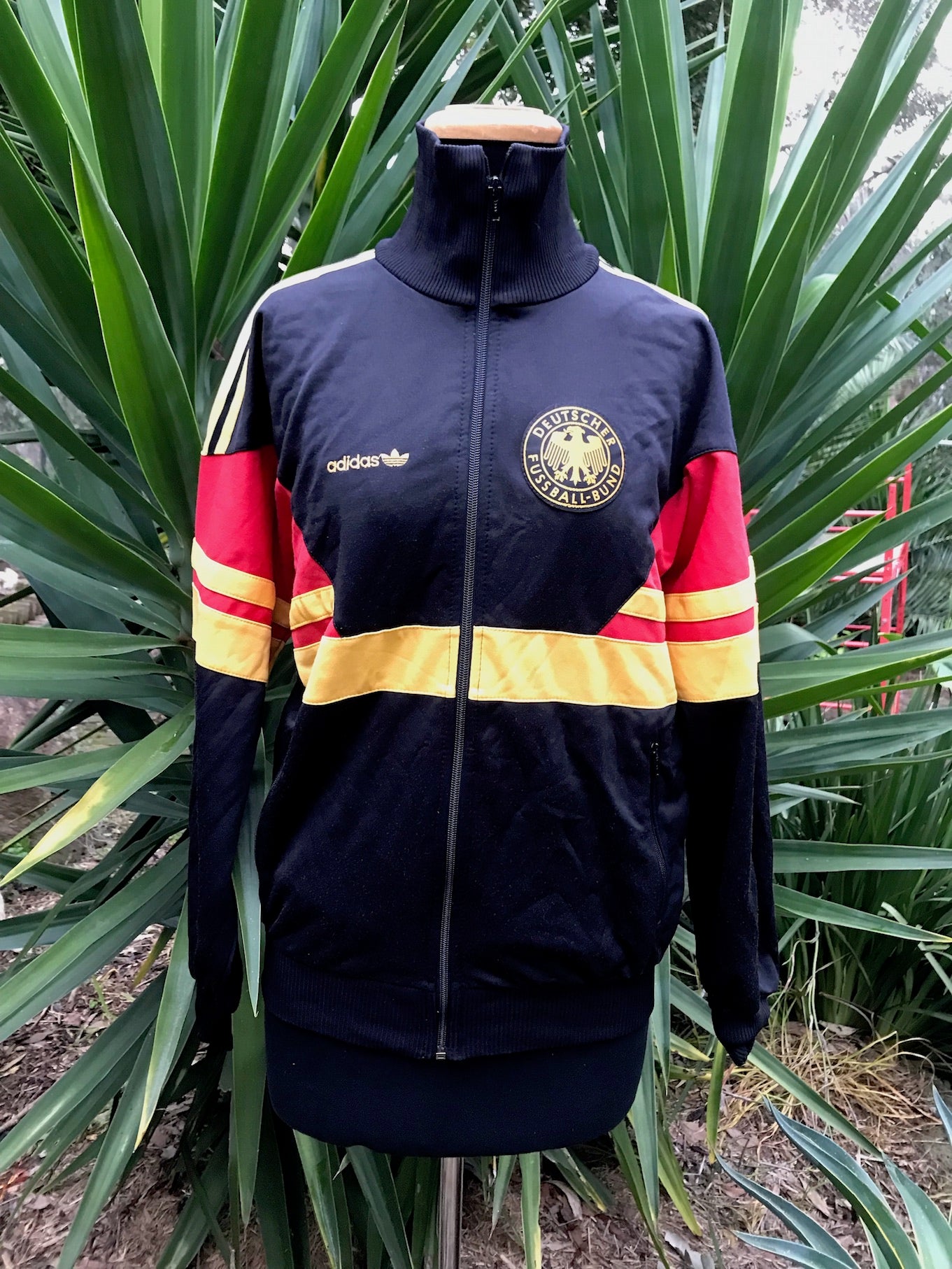 Retro adidas deals tops