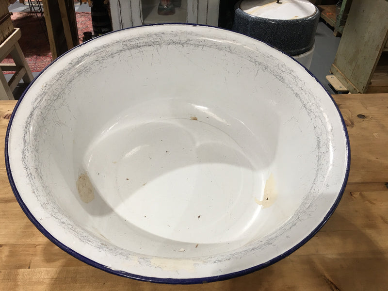 Vintage European Enamel Bakers Bowls with Handles #2911