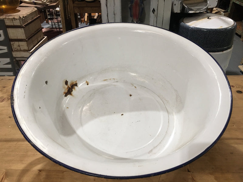 Vintage European Enamel Bakers Bowls with Handles #2913