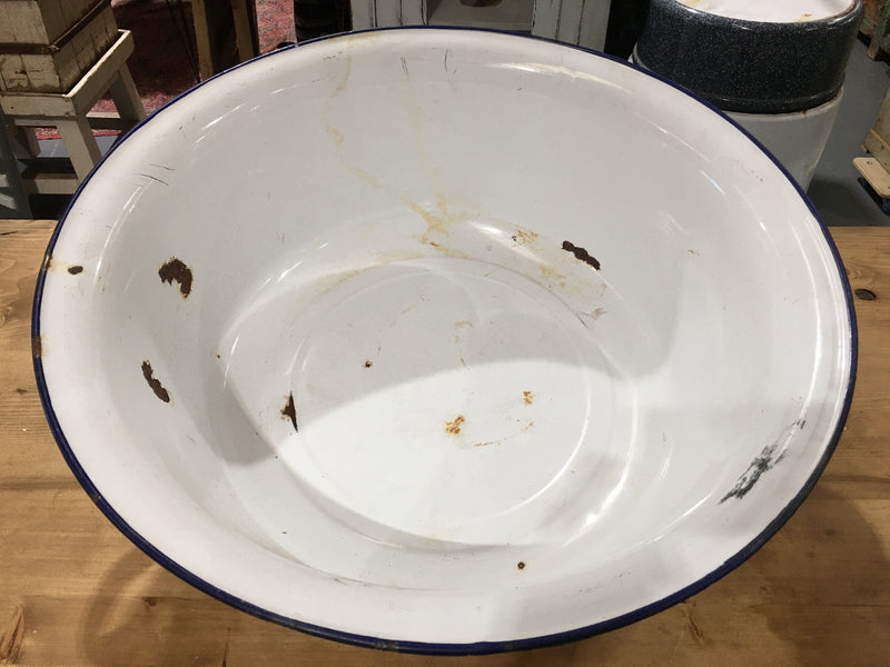 Vintage European Enamel Bakers Bowls with Handles #2914