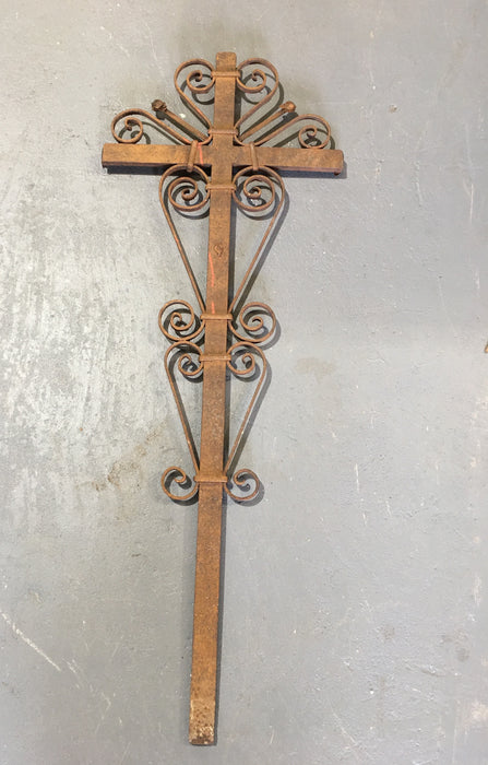 Old European Cast Iron Crucifix #2924 Byron